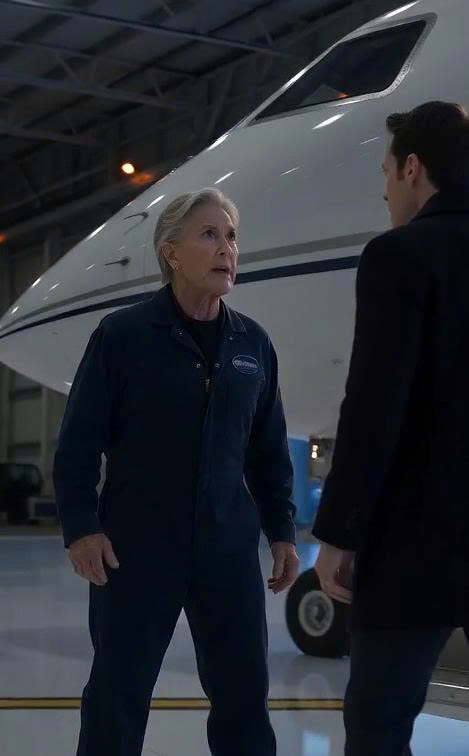 A Billionaire CEO Fired the Mechanic Who Stopped His Private Jet—Then One Severed Component and a 2:14 A.M. Access Log Turned His Own Family Into Suspects