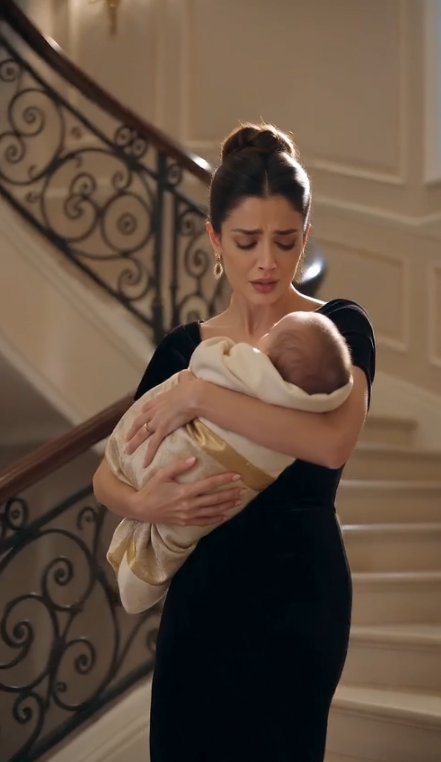 PART 2: The nanny noticed the birthmark behind the ear… and understood that the baby shouldn’t be there.