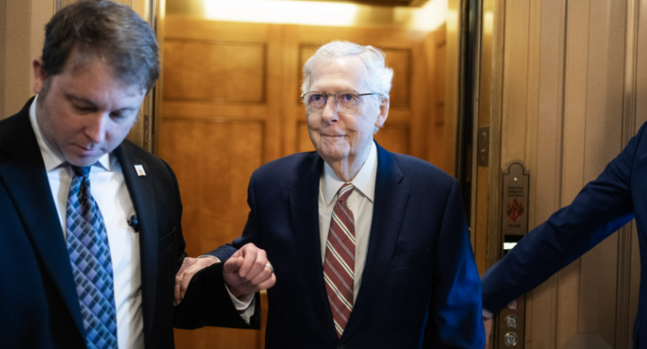 OMG Trump's Quiet Moment in Washington: A Pause That Spoke Volumes … See More 👀🔥
