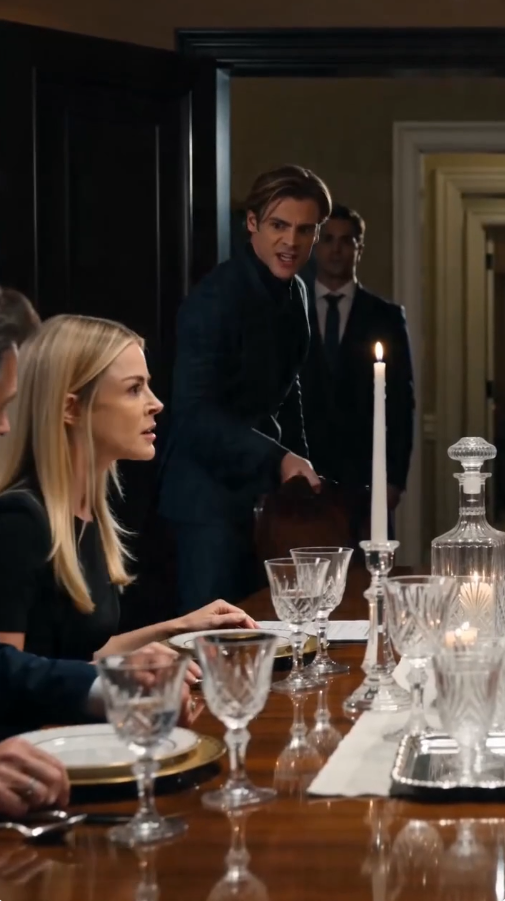 “He threw his wife out of the family dinner… then the lawyer called her Madam Chairwoman.”